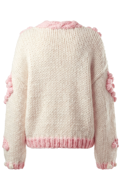 Vesta Flower Hug_Zea