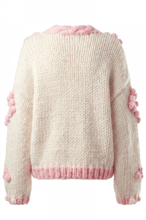 Vesta Flower Hug_Zea